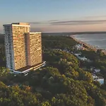Plaza Premium Timmendorfer Hotel 4*