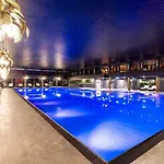 Plaza Premium Timmendorfer
