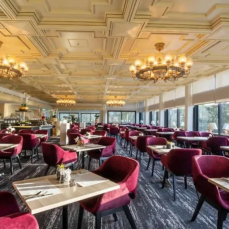 Plaza Premium Timmendorfer 호텔 4*