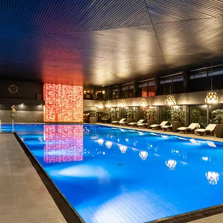 Plaza Premium Timmendorfer Отель 4*