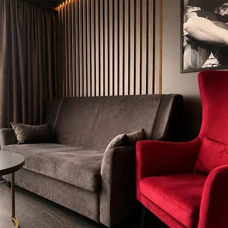 Plaza Premium Timmendorfer 호텔 4*