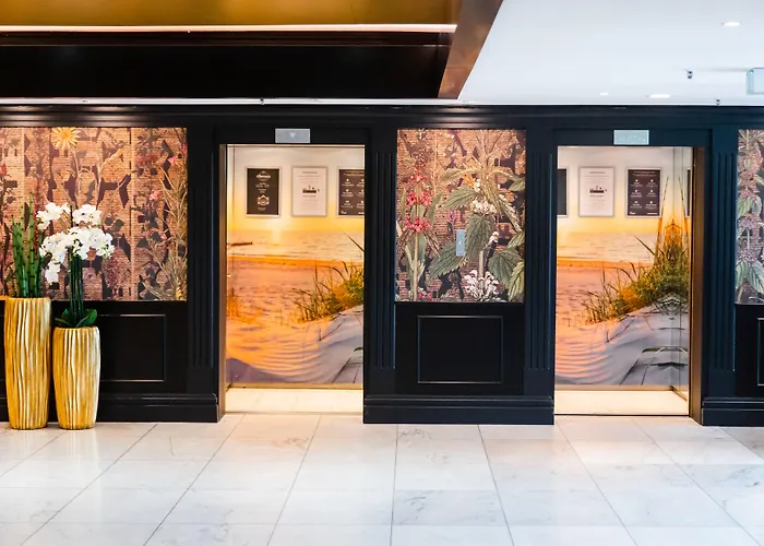 Plaza Premium Timmendorfer Hotel